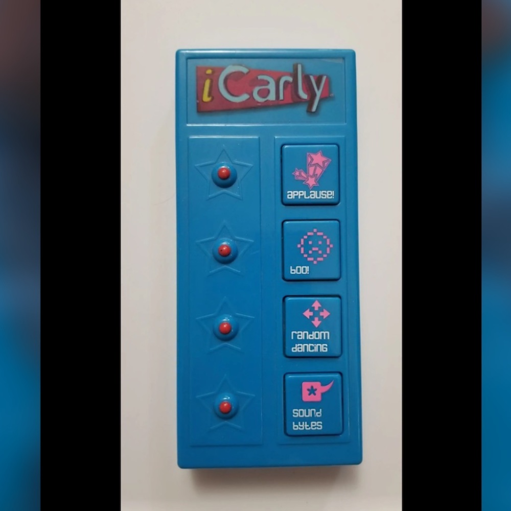 RARE ICARLY REMOTE